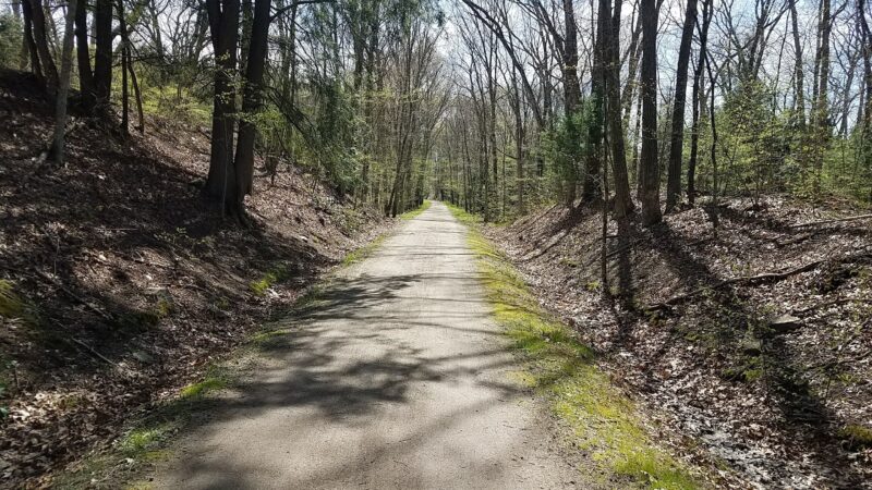 Air Line North State Park Trail - North Grosvenor Dale, CT