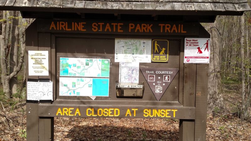 Air Line North State Park Trail - North Grosvenor Dale, CT