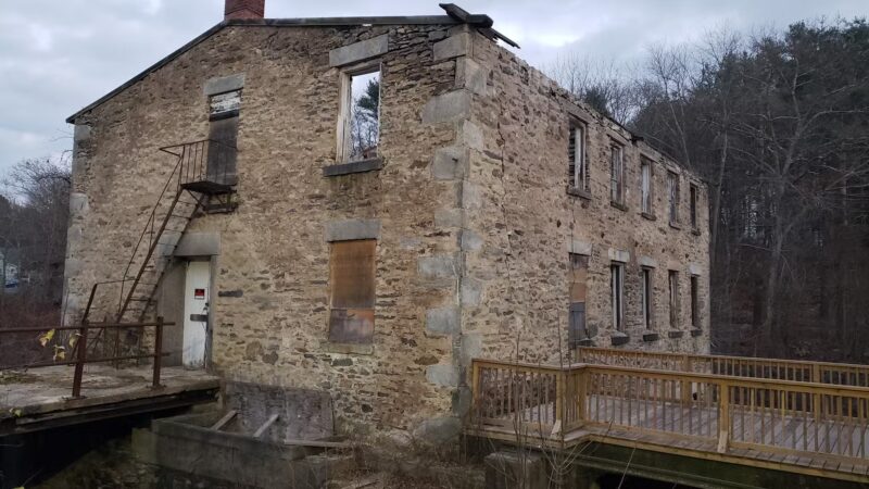 North Grosvenordale Pond - North Grosvenor Dale, CT