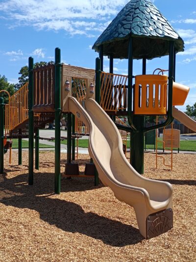 Larchmont Park - North Highlands, CA