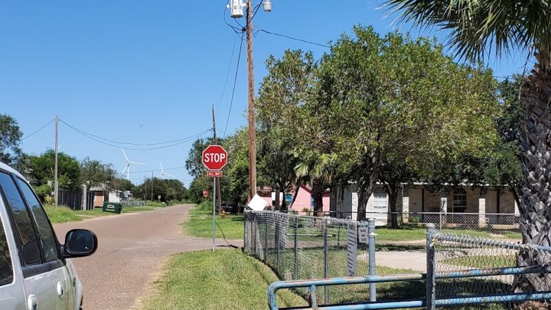 Oilton Park - Oilton, TX