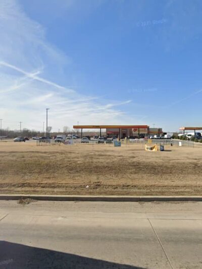 Dog Park at Love's Travel Stops - Okmulgee, OK
