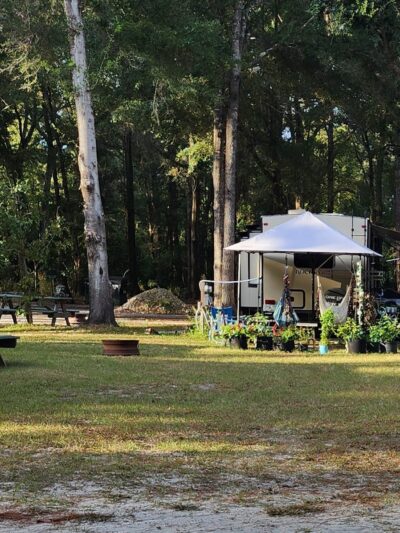 Old Town Campground - Old Town, FL