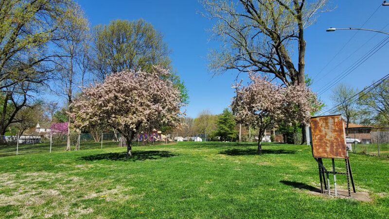 Canterway Park - Overland, MO