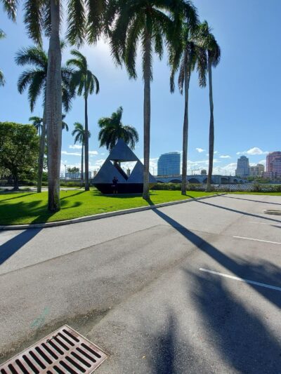 Palm Beach Lake Trail - Palm Beach, FL