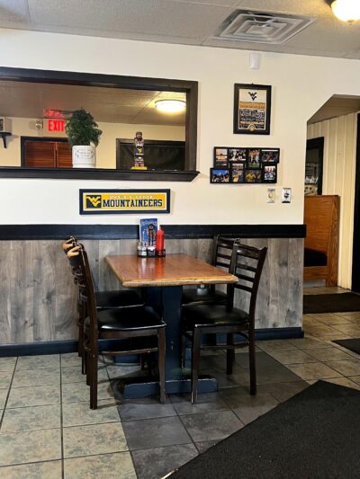 Der Dog Haus - Parkersburg, WV