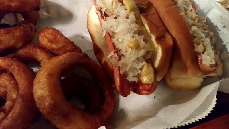 Der Dog Haus - Parkersburg, WV