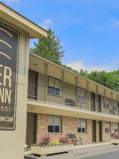 River City Inn - Parsons, WV