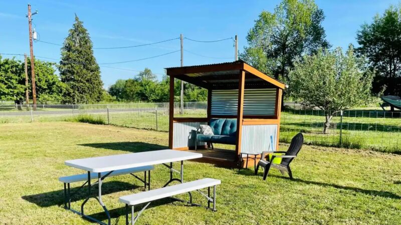 Philomath Puppy Park 2.0 (access by reservation only) - Philomath, OR