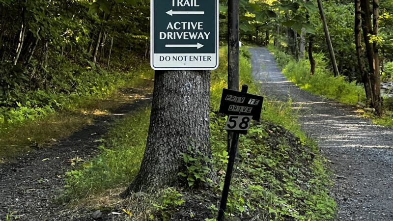 Capoolong Creek Trailhead Landsdown - Pittstown, NJ
