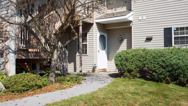 Village Park Apartments - Pleasant Valley, NY