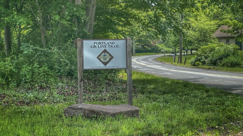 Airline State Park Trail (Mileage Marker) - Portland, CT