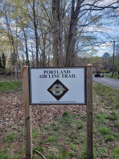 Airline State Park Trail (Mileage Marker) - Portland, CT