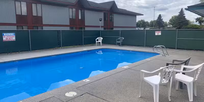 Red Lion Inn & Suites Post Falls - Post Falls, ID