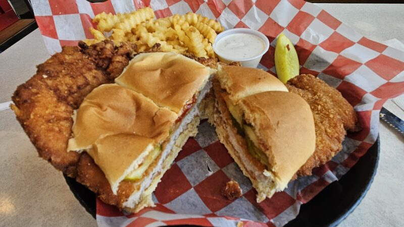 Goldie's Ice Cream Shoppe - Prairie City, IA