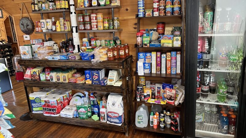 Y-Knot Country Store & Eatery - Pulteney, NY