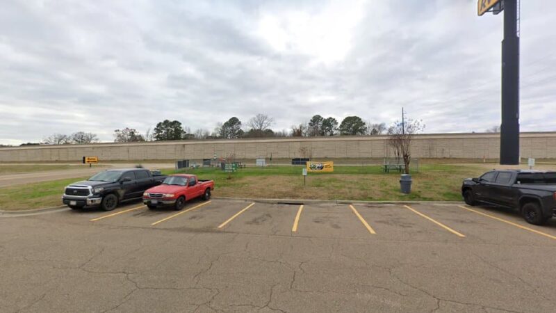 Dog Park at Love’s Travel Stops - Queen City, TX