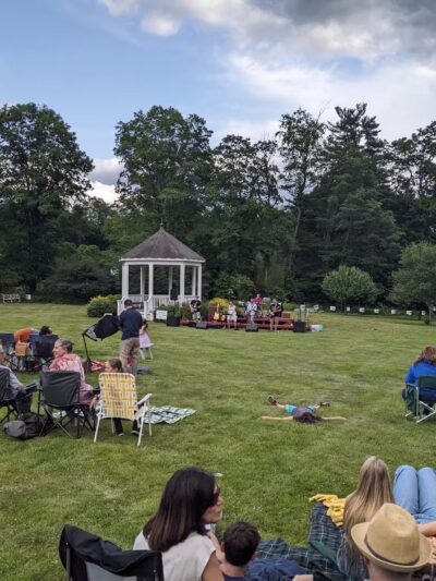 Redding Town Green - Redding, CT