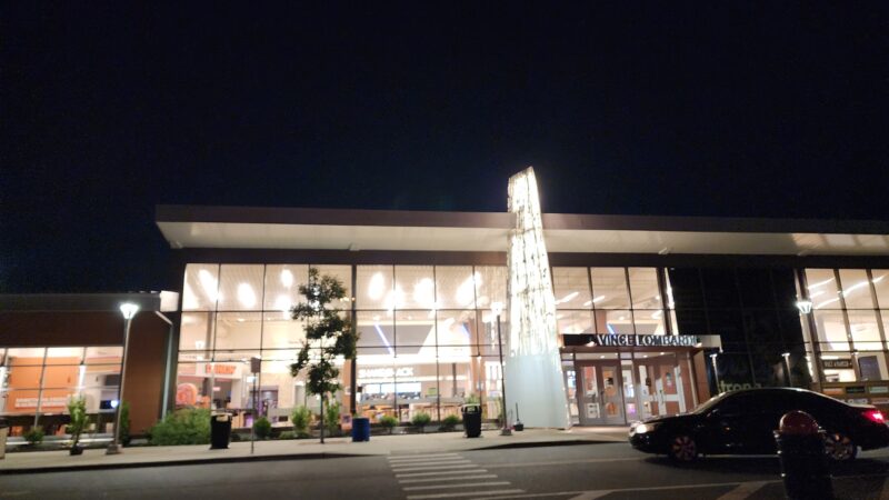 Vince Lombardi Travel Plaza - Ridgefield, NJ