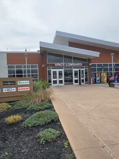 Vince Lombardi Travel Plaza - Ridgefield, NJ