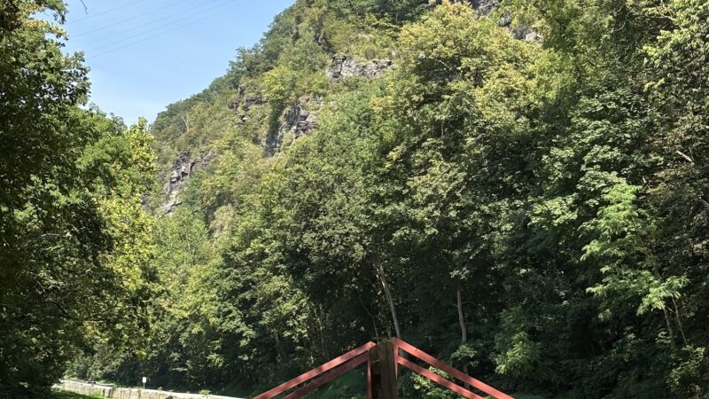 D&L Trail Riegelsville Trailhead - Riegelsville, PA