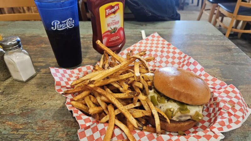 The Dam Grill and Chill - Roosevelt, AZ