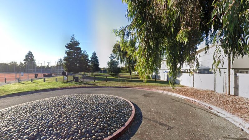 Los Prados Dog Park - San Mateo, CA