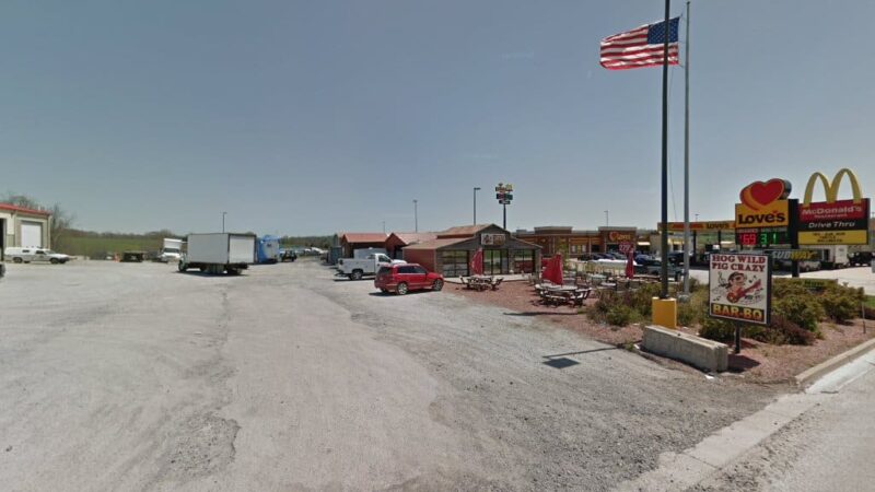 Dog Park at Love's Travel Stops - Sanders, KY