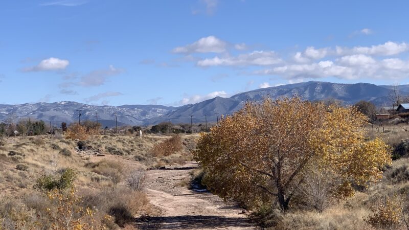 River Trail Trailhead & Dog Park - Santa Fe, NM