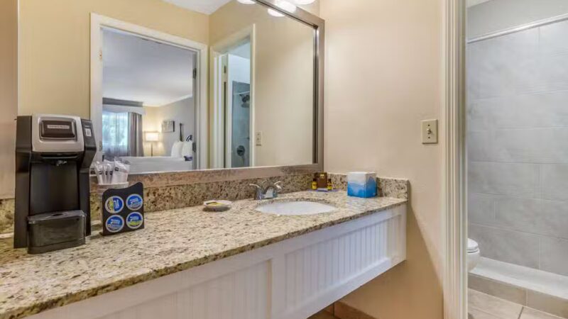 Best Western Plus Santee Inn - Santee, SC