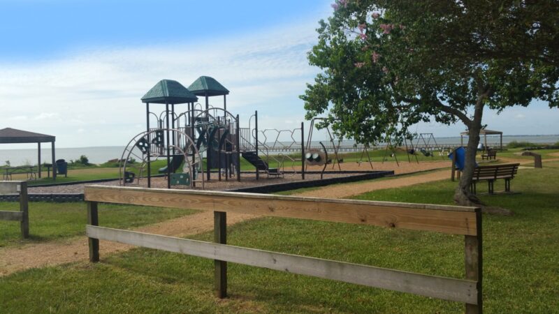Pine Gully Park - Seabrook, TX