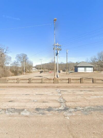 Selmer mini dog park - Selmer, TN