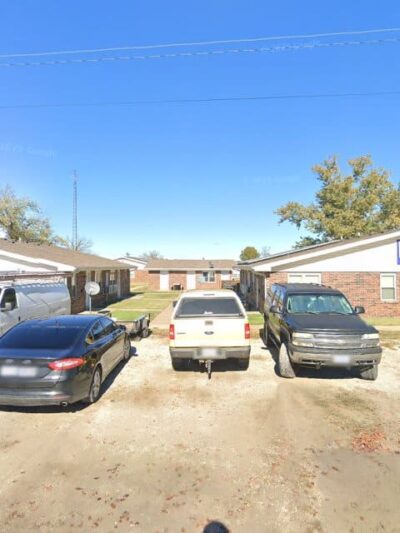 Sheldon Park Apartments - Sheldon, MO