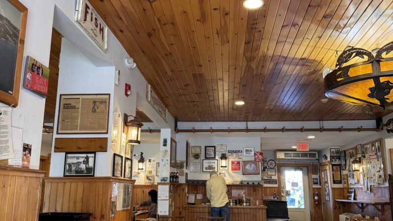 Doug's Fish Fry - Skaneateles, NY