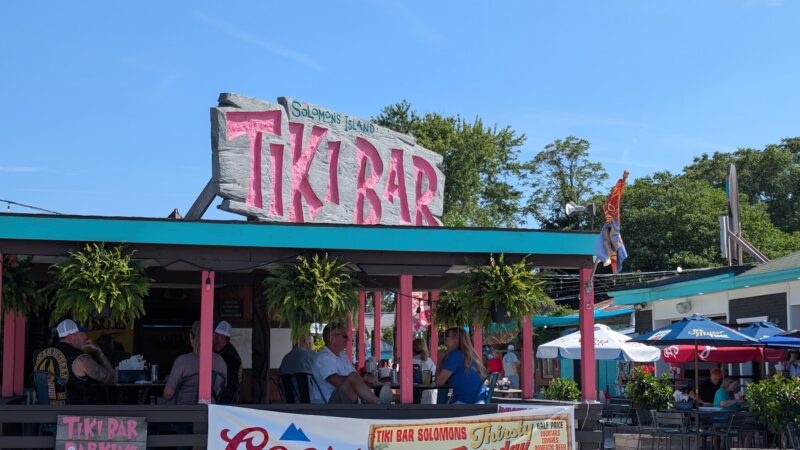 Tiki Bar & Grill Solomons Island MD - Solomons, MD