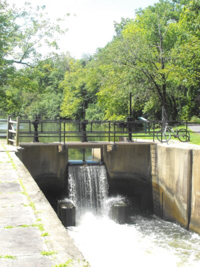 Delaware & Raritan Canal State Park Trail - Somerset, NJ