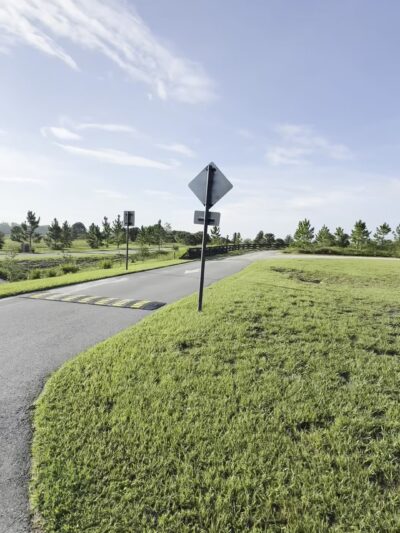 Neighborhood Lakes Scenic Trail & Trailhead - Sorrento, FL