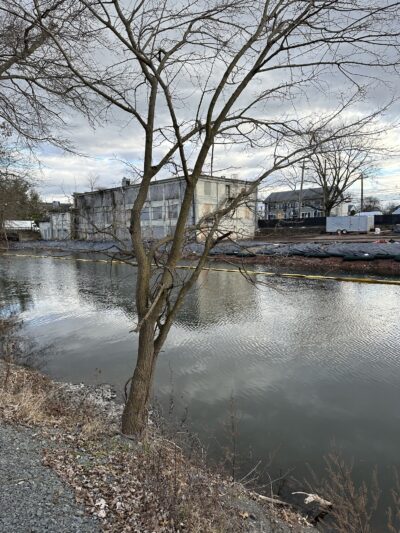 Delaware & Raritan Canal State Park Trail - Main St - South Bound Brook, NJ