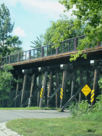 Dakota Rail Trail Parking - St. Bonifacius - St Bonifacius, MN