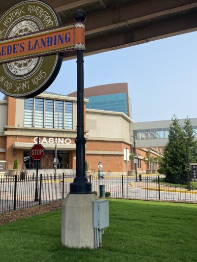 Laclede's Landing Dog Park - St. Louis, MO
