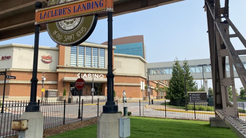 Laclede's Landing Dog Park - St. Louis, MO