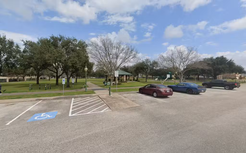 Vaccaro Manor Park - Stafford, TX