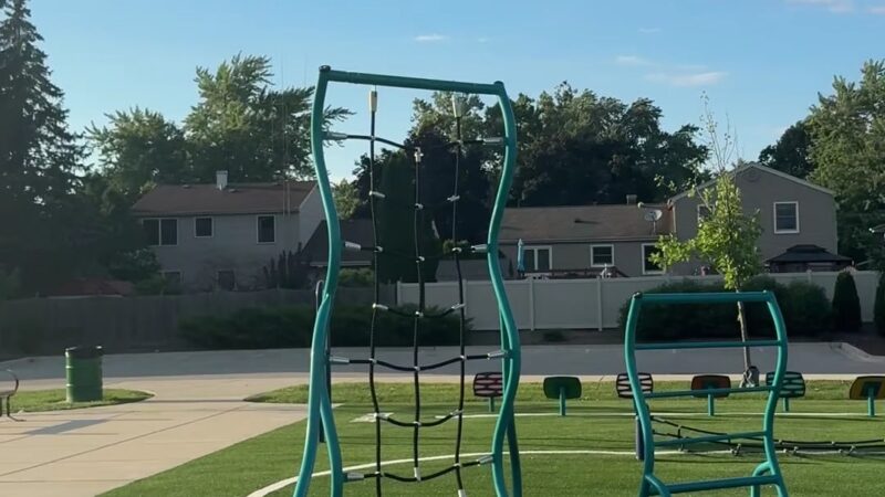 Commissioners' Park - Streamwood, IL