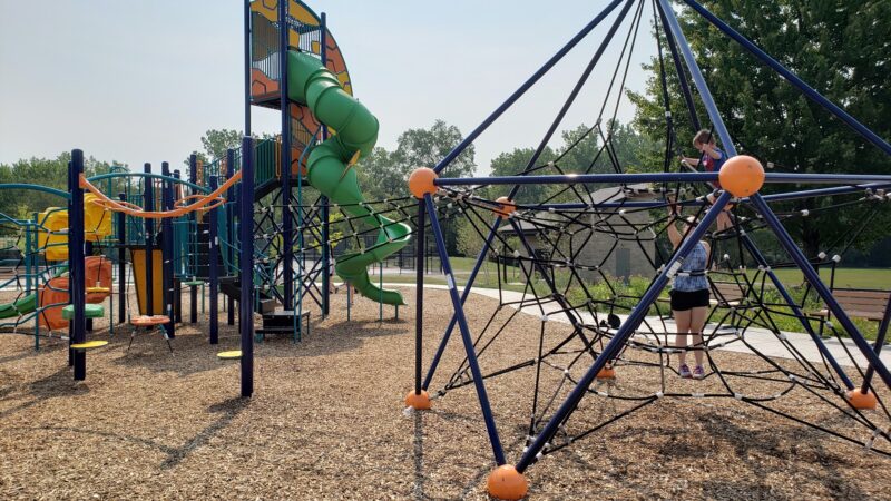 Commissioners' Park - Streamwood, IL