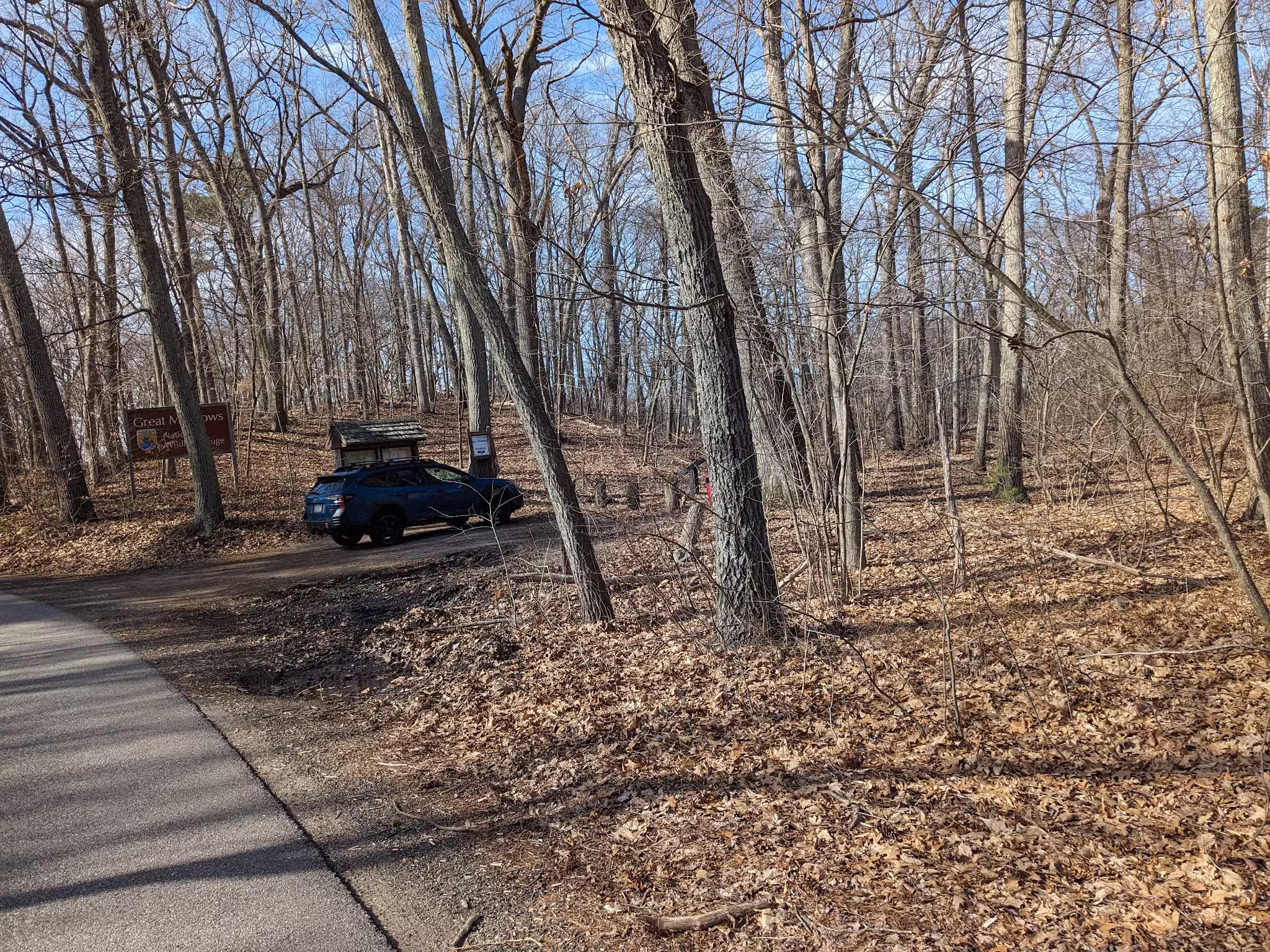 Parking, Weir Hill Trail, Great Meadows National Wildlife Refuge - Sudbury, MA