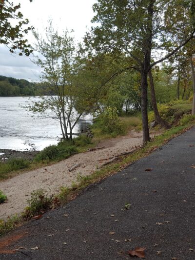 Windsor Locks Canal State Park Trail - Suffield, CT