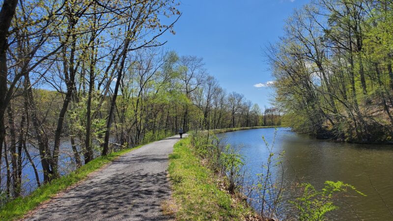 Windsor Locks Canal State Park Trail - Suffield, CT