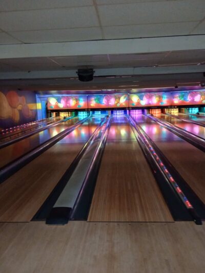 Maddog’s Restaurant & Bowl - Sullivan, IN