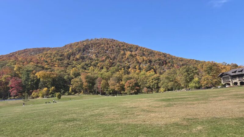 Bear Mountain State Park Parking Lot 1 - Tomkins Cove, NY