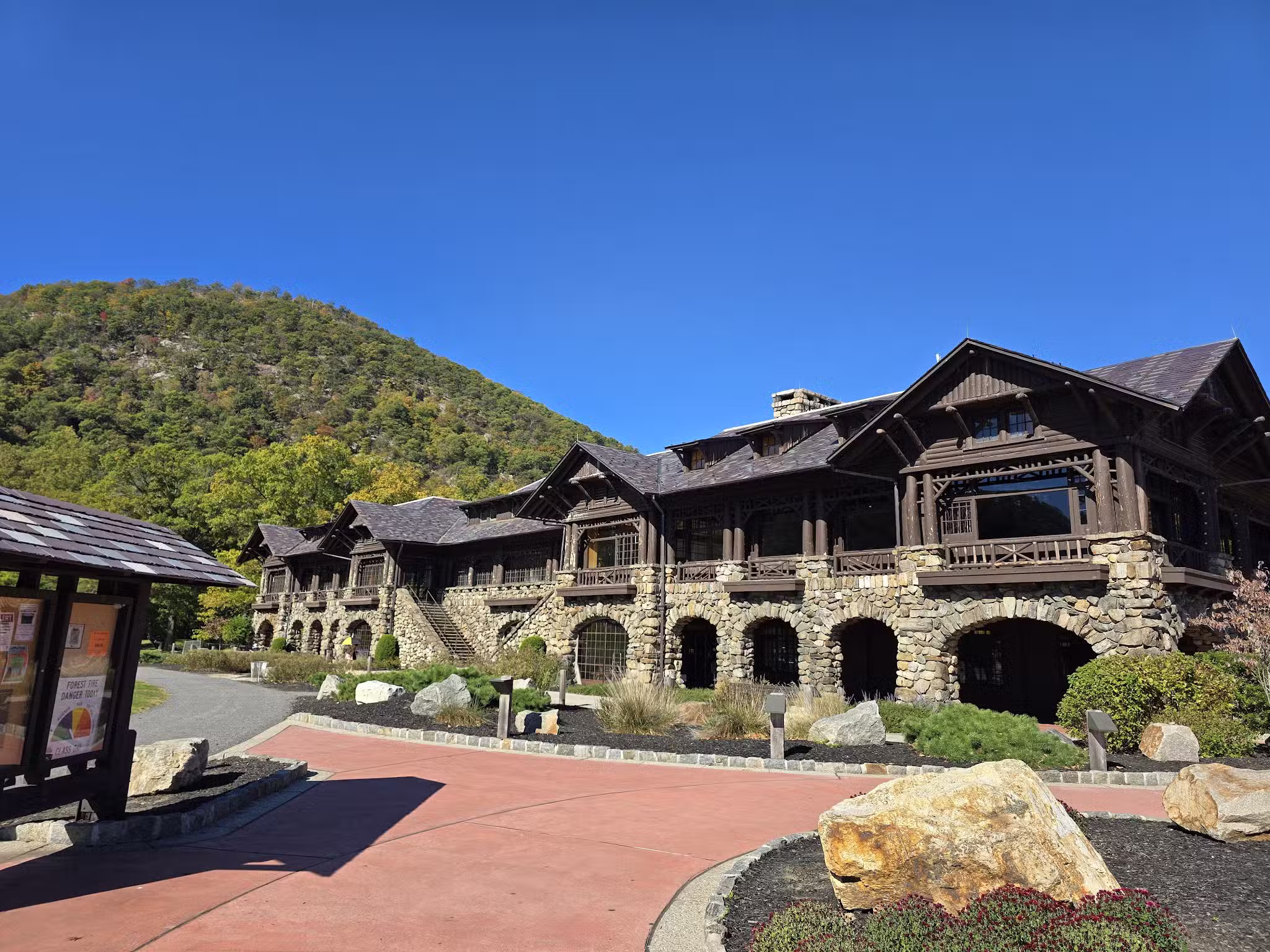 Bear Mountain State Park Parking Lot 1 - Tomkins Cove, NY